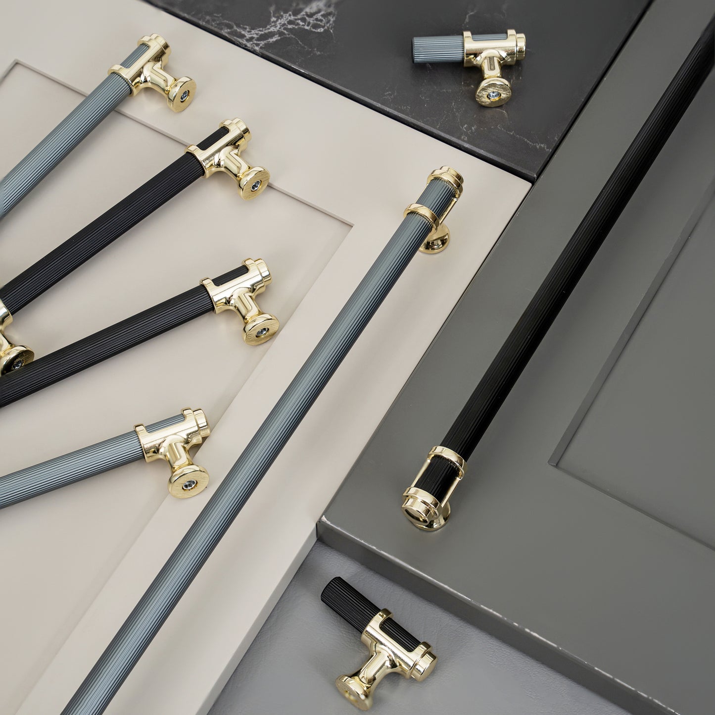 GlamLine Ribbed Cabinet Handles with Gold Accents - Modern & Luxurious Design