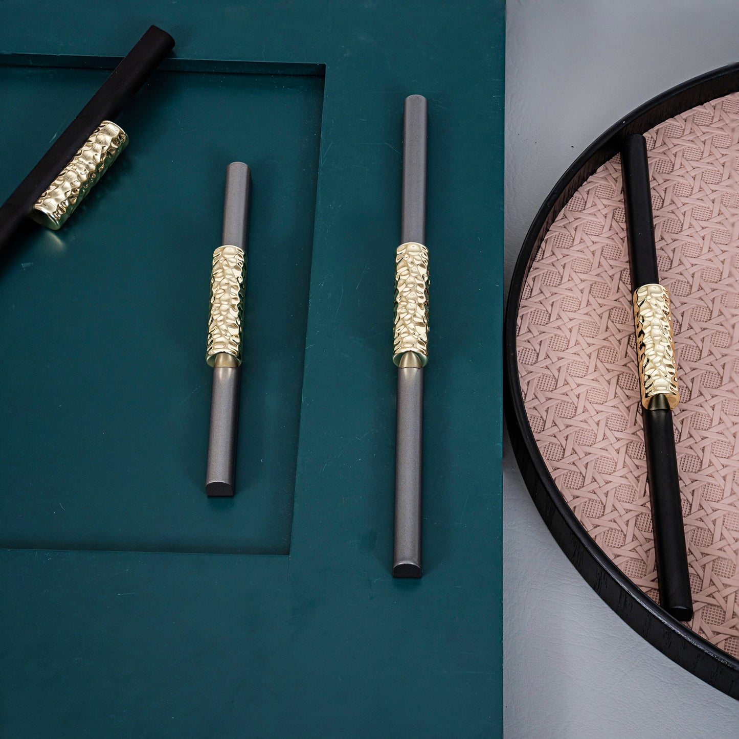 LuxeForge Hammered Gold Cabinet Handle - Modern Minimalism & Artisanal Elegance